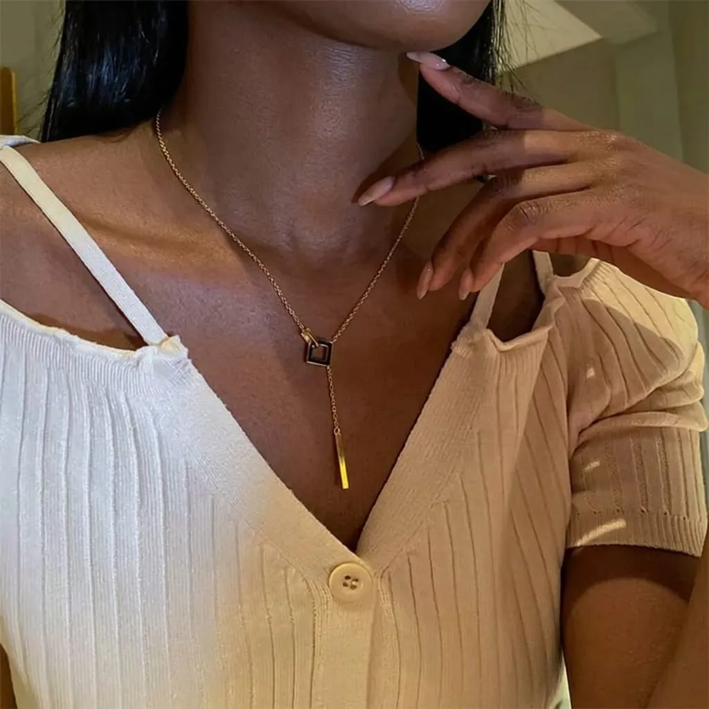 Geometric square Pendant Necklace